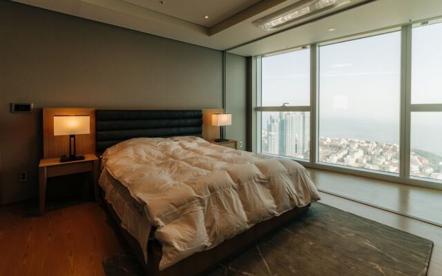 LCT Residence