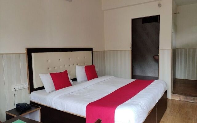 Hotel Green Woods