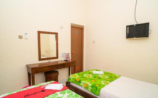RedDoorz Near Kampus 3 UTY  Yogyakarta