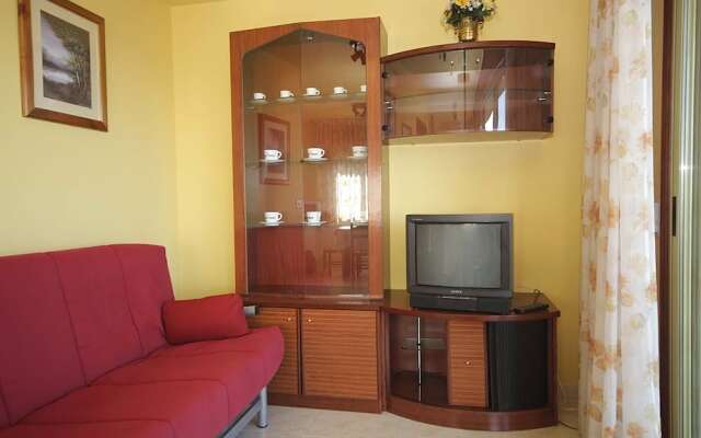 102001 -  Apartment in Lariño