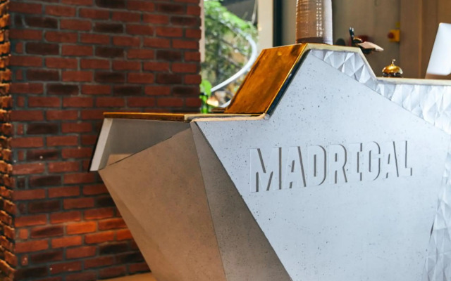 Madrigal hotel