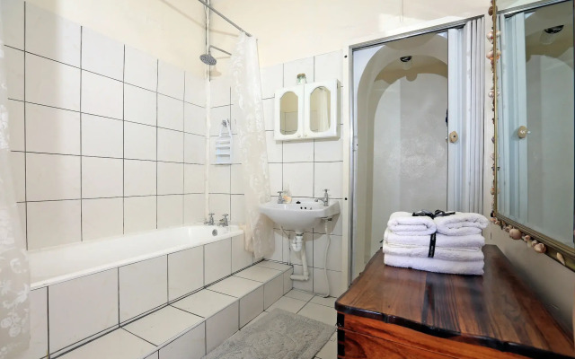 Central Hotel Guest House