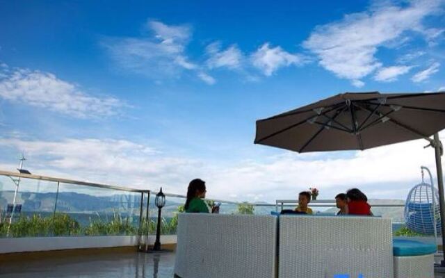 Xiyu Lake-view Hostel