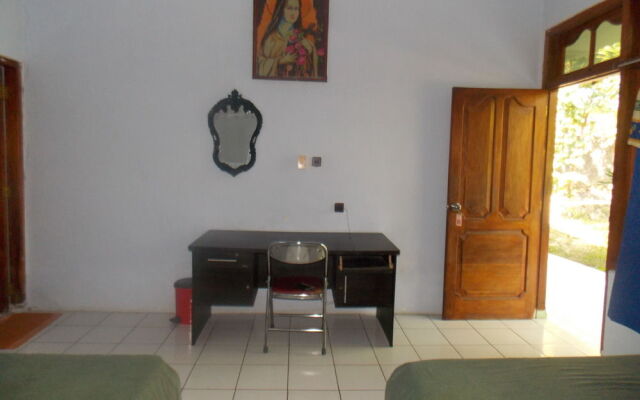 Chez Felix Hotel