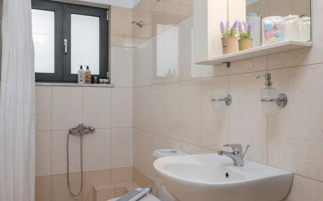 Athinas flat on the sea 1 bedroom | Agia Marina