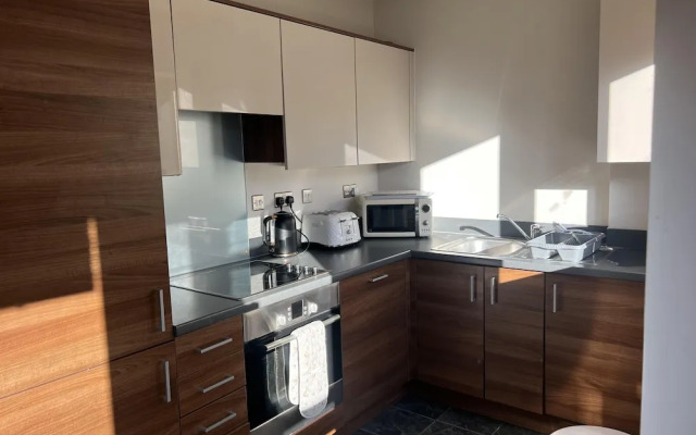 Beautiful City Centre Apartment-cathedral Views