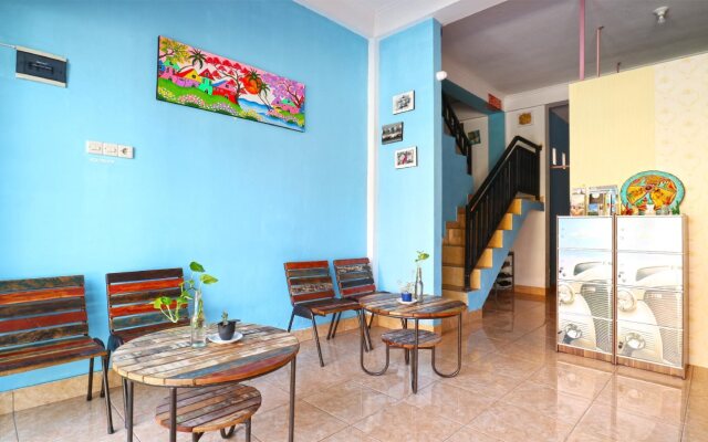 Balini 9 Hostel