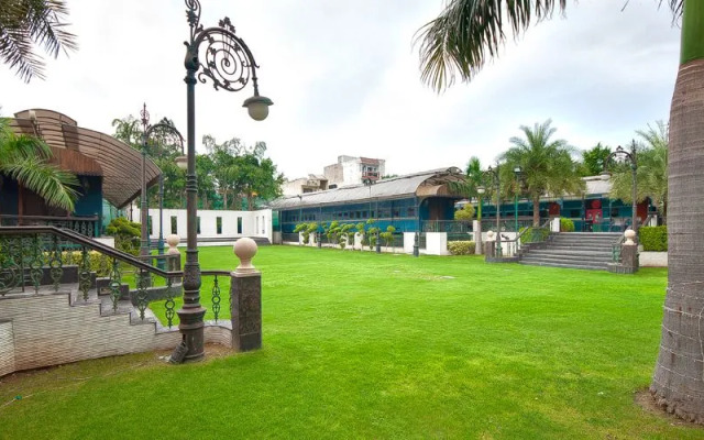 Tivoli Garden Resort Hotel