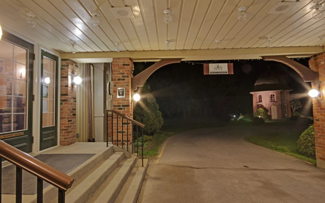 The Briars Resort & Spa
