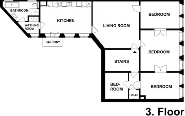 4BR Balcony Extreme Location and Designer Apt