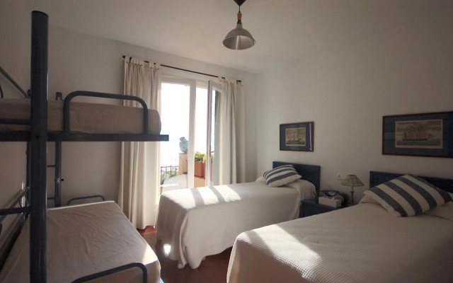 Lovely garden house in mar menuda