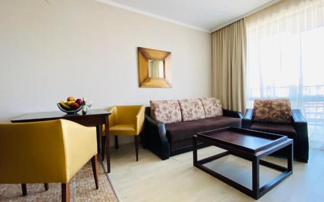 ROYAL BEACH private apartment
