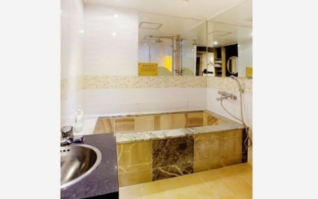Film 37.2 Hotel