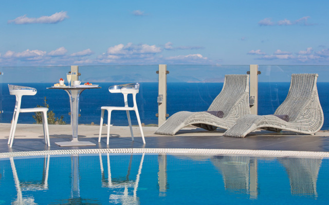 Luxury Bon Hotel