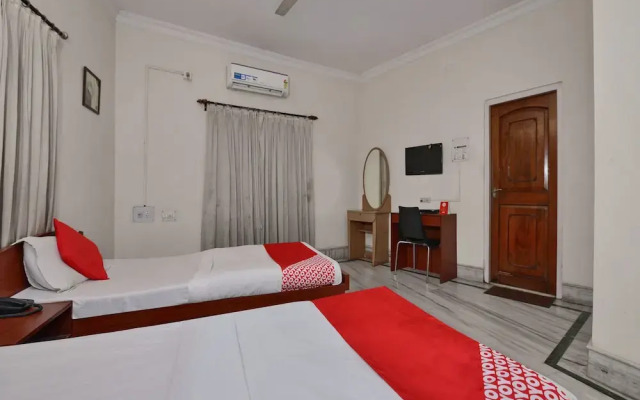OYO 2864 Guest Accomodation