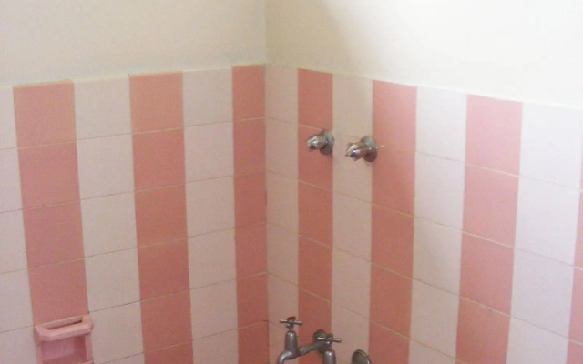 Rod 'N' Reel Hotel Motel Woodburn