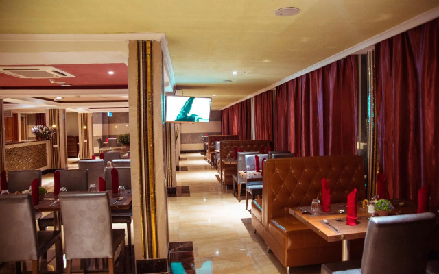 Tiffany Diamond Hotels