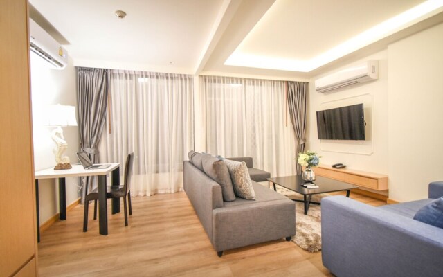 The Aristo Beach Resort Surin