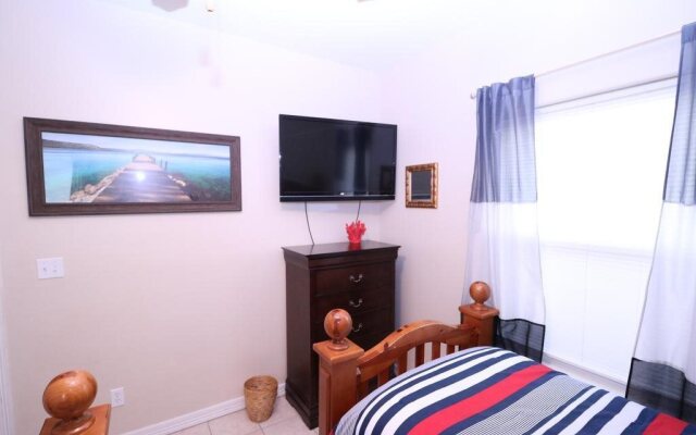 Los Cabos III Condominiums by Cheap Getaway