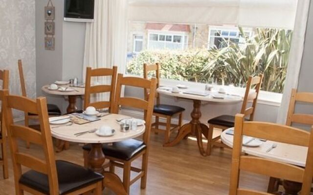Summer Breeze Guest House