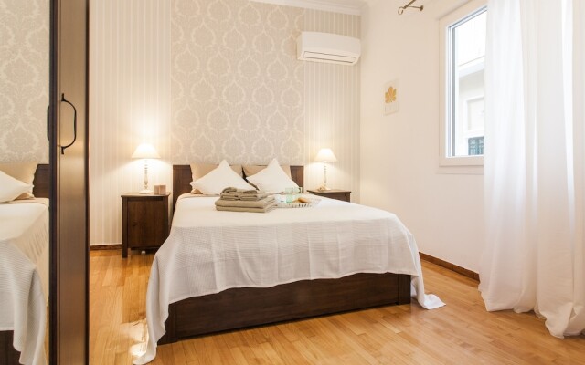 Classy Central Apartment near Acropolis