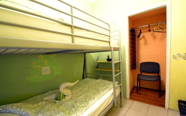 Art Hostel Squat