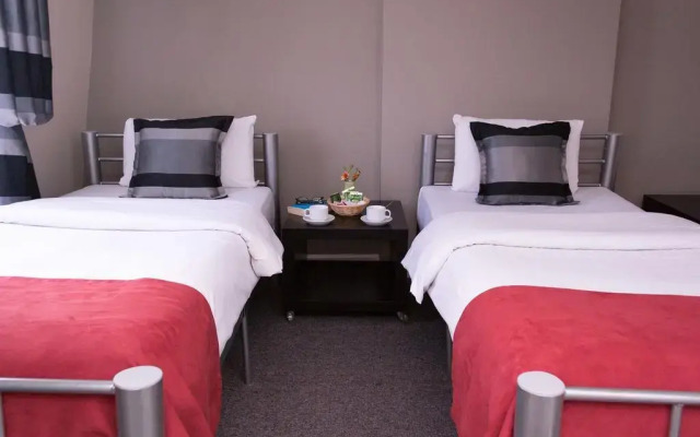 Smart Hyde Park View - Hostel