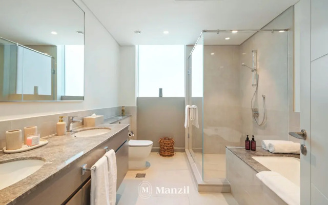 Manzil - 3BR in Downtown with Burj View