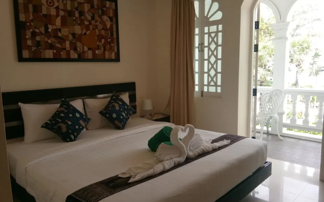 Island Patong Beachfront Apartments