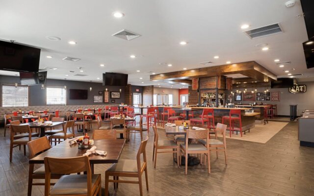 Holiday Inn & Suites Decatur-Forsyth by IHG