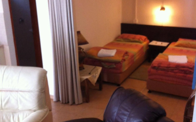 Arbel Guest House Shavit Family