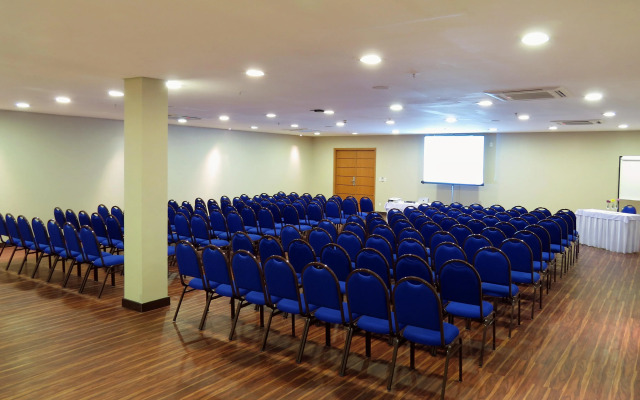 Hotel Intercity Manaus