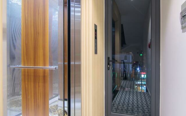 Bin Bin Hotel 11- Near Island Diamond