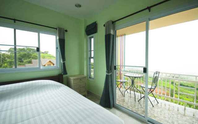 Viewpoint Khaokoh Hotel