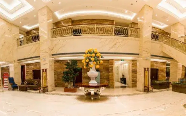 Jinshi Longmuwan Hot Spring Hotel