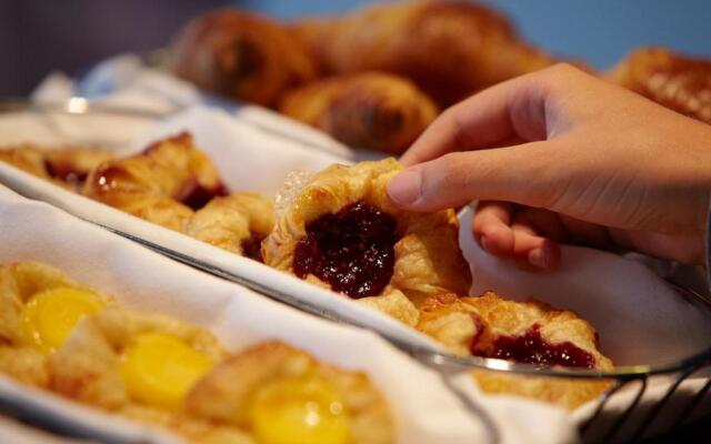 Macdonald Kilhey Court