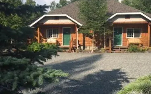 Denali Fireside Cabins & Suites