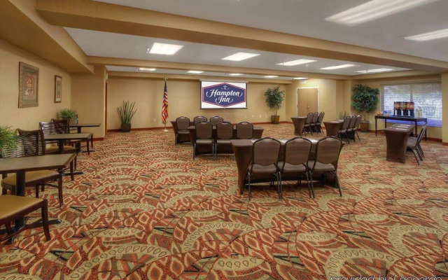 Hampton Inn & Suites Las Vegas-Henderson