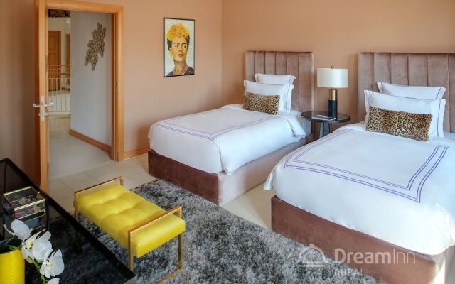 The Palm Jumeirah Villas - Frond O