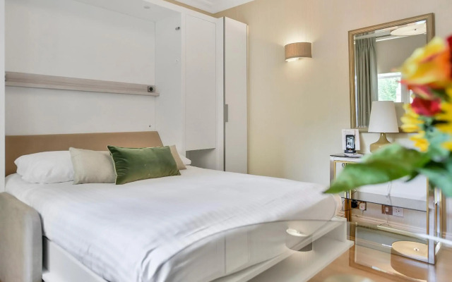 No 1 The Mansions by Mansley Serviced Apartments