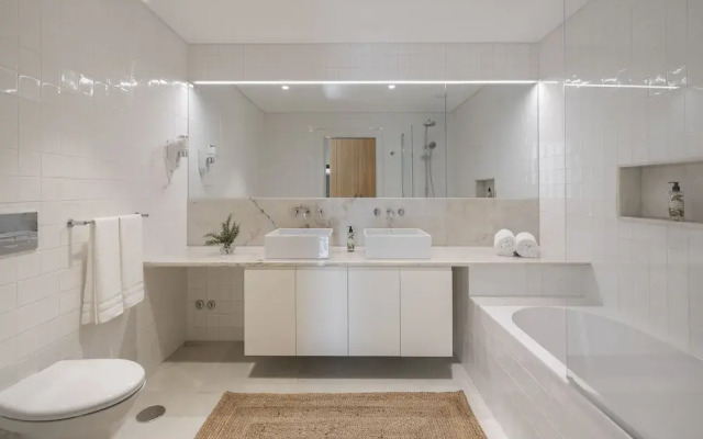 Casas do Miradouro 7 by Heart of Funchal