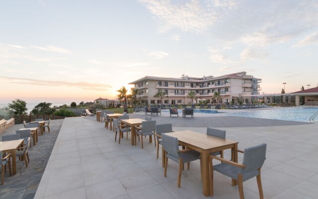 King Maron Wellness Beach Hotel