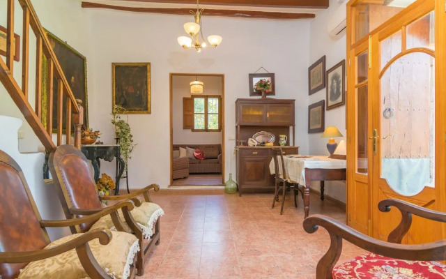 Villa Frontera in S Ller