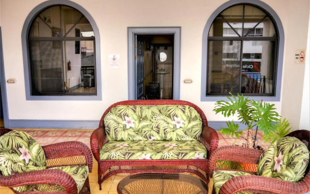Santo Tomas Hotel