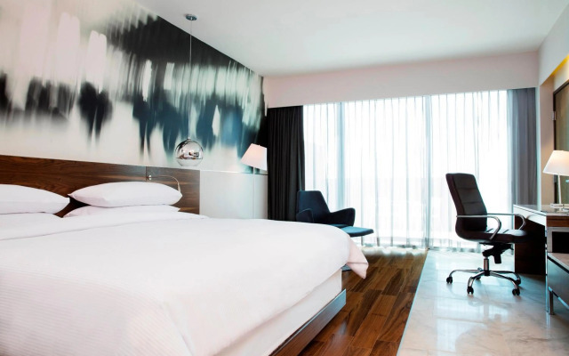 Krystal Urban Guadalajara