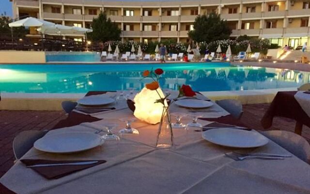 Meta Hotel Residence