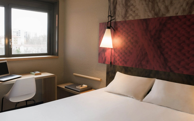 ibis Valence Sud