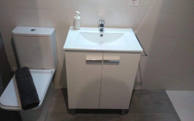 Pequeño Alojamiento con Mini Piscina - NO climatizada