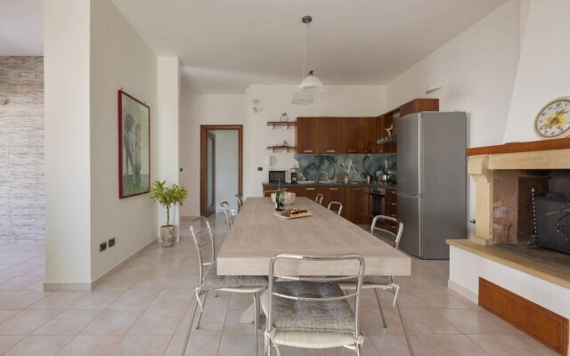 Villa Chiaraluna