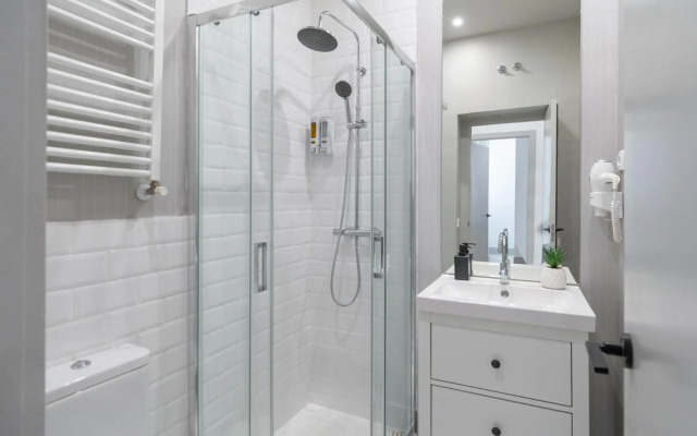 Exclusive BANKSY DOWNTOWN, by MONARO*****